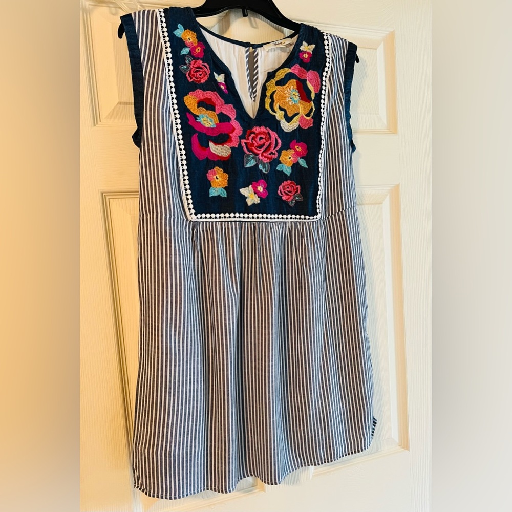 Boutique floral/striped dress - Size medium